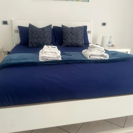 Suite 84 Holiday Home Salerno Kültér fotó