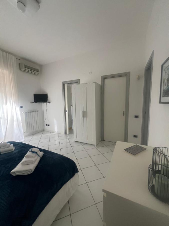 Suite 84 Holiday Home Salerno Kültér fotó