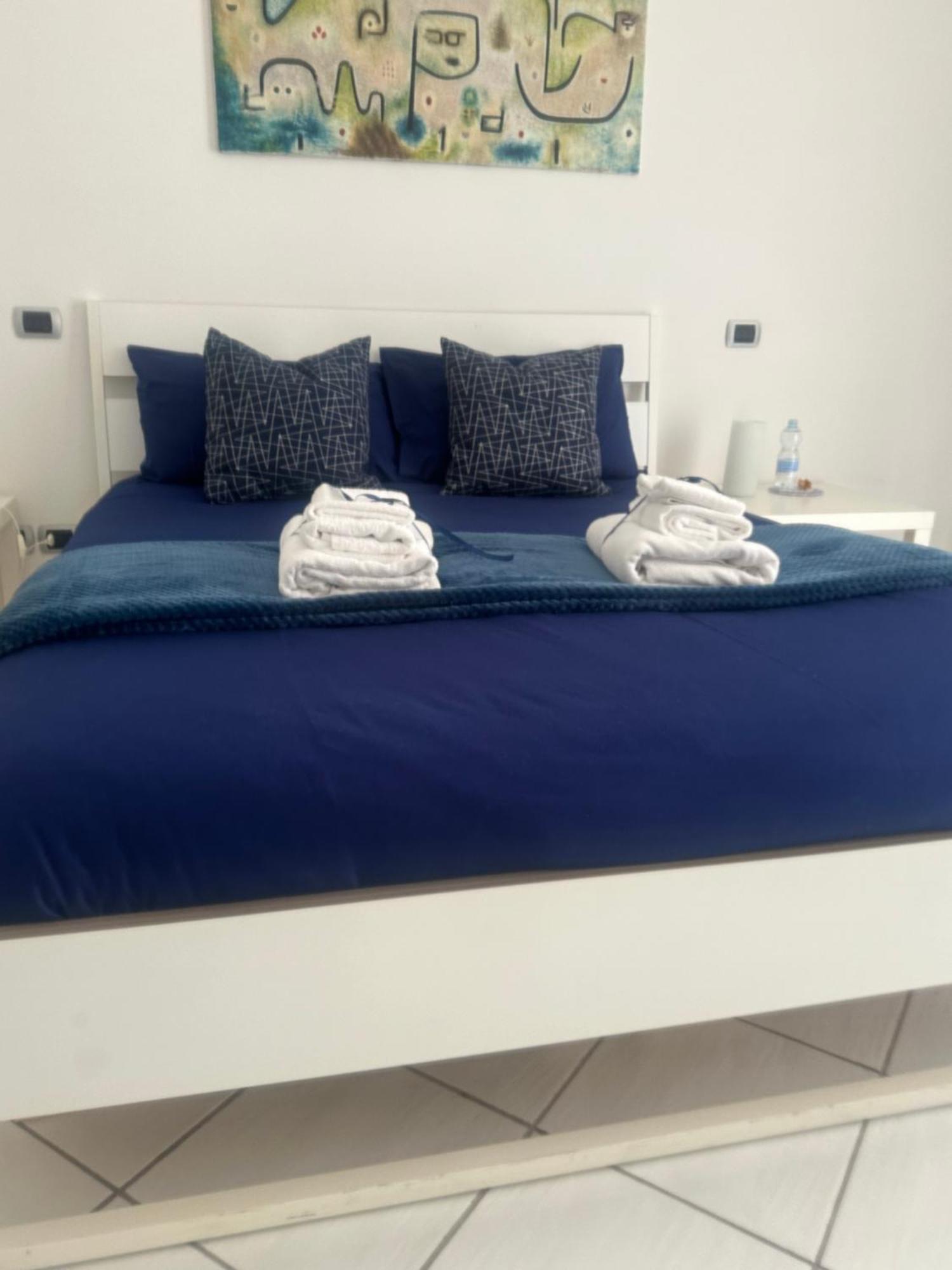 Suite 84 Holiday Home Salerno Kültér fotó
