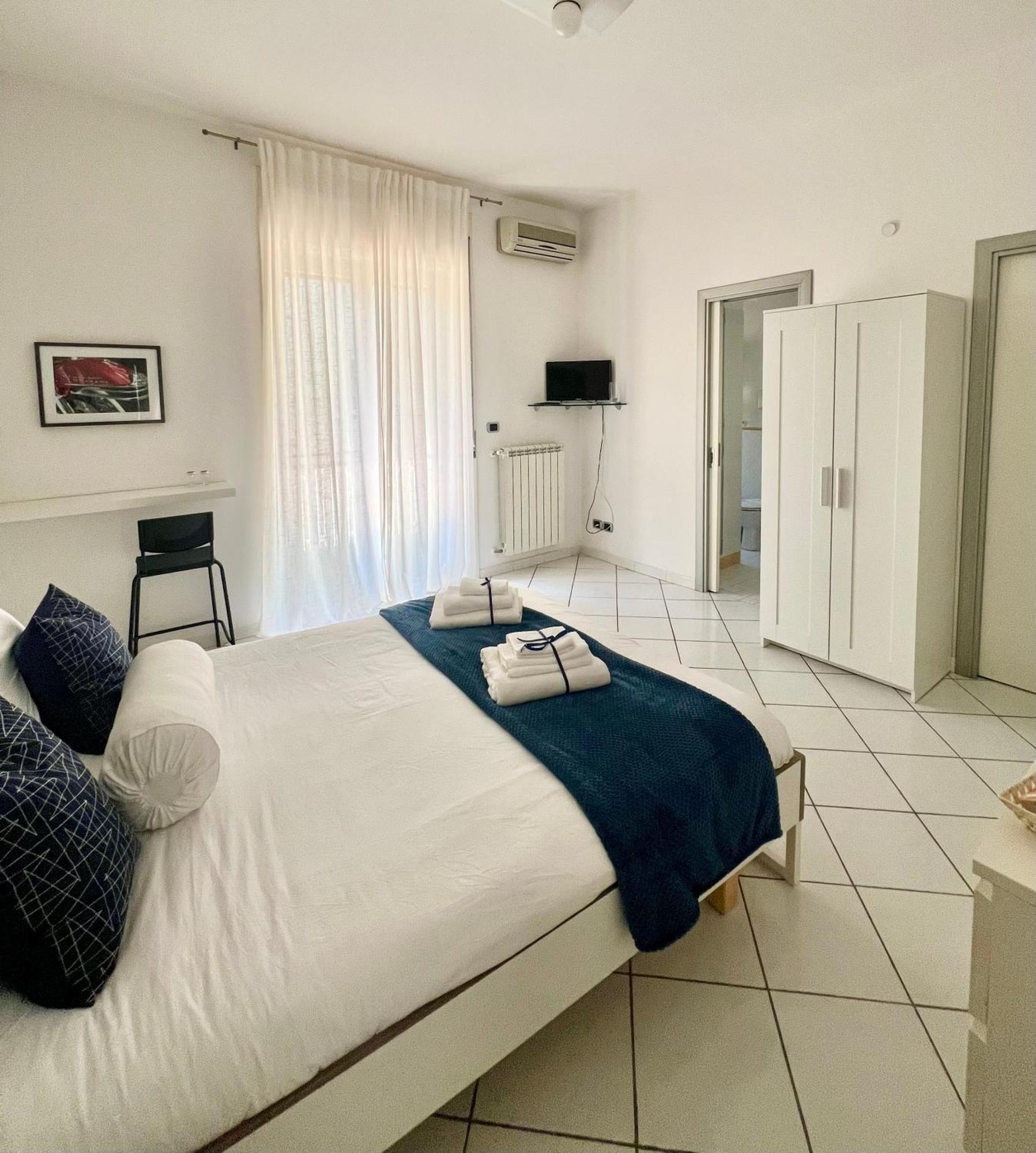 Suite 84 Holiday Home Salerno Kültér fotó